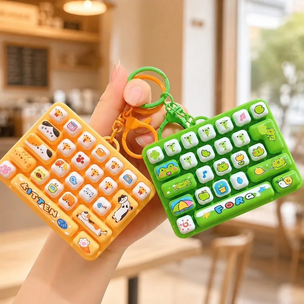 Cartoon 26 Keys Keyboard Keychain Mini Animals Keyboard Clicker Keychain Pressable Keys Portable Sensory Clicker Travel Use