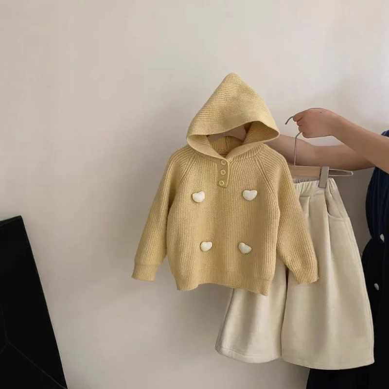 

Girls' Winter Outfit New Fashionable Hooded Knitted Top with Heart Color Block Leggings Two-Piece Set31237