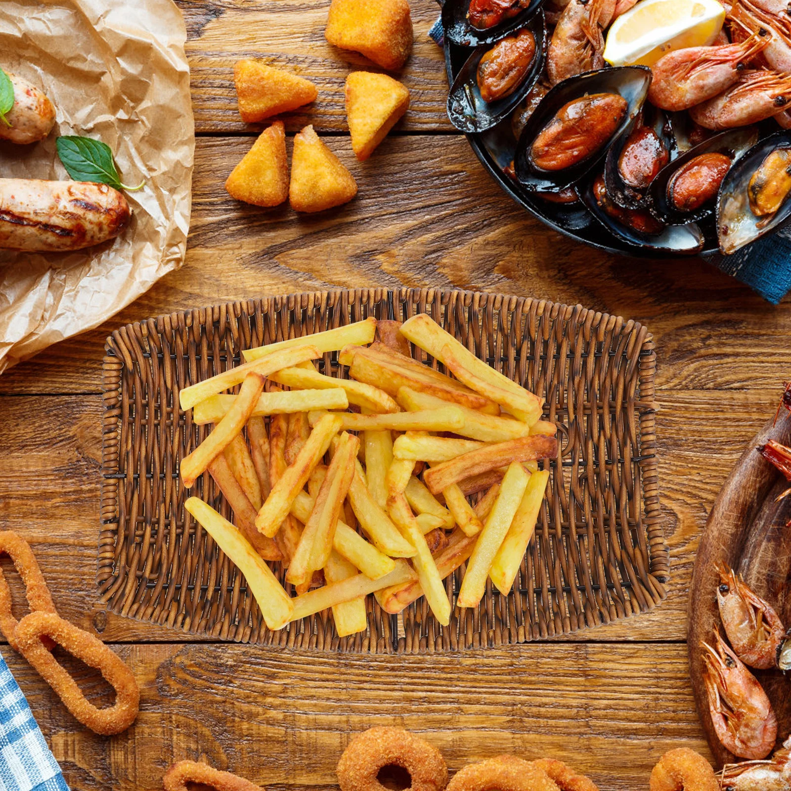 

Multipurpose Woven Fruit Basket Large Volume Simple Design Lightweight Kitchen Storage Basket for Fruits Vegetables Snacks Home