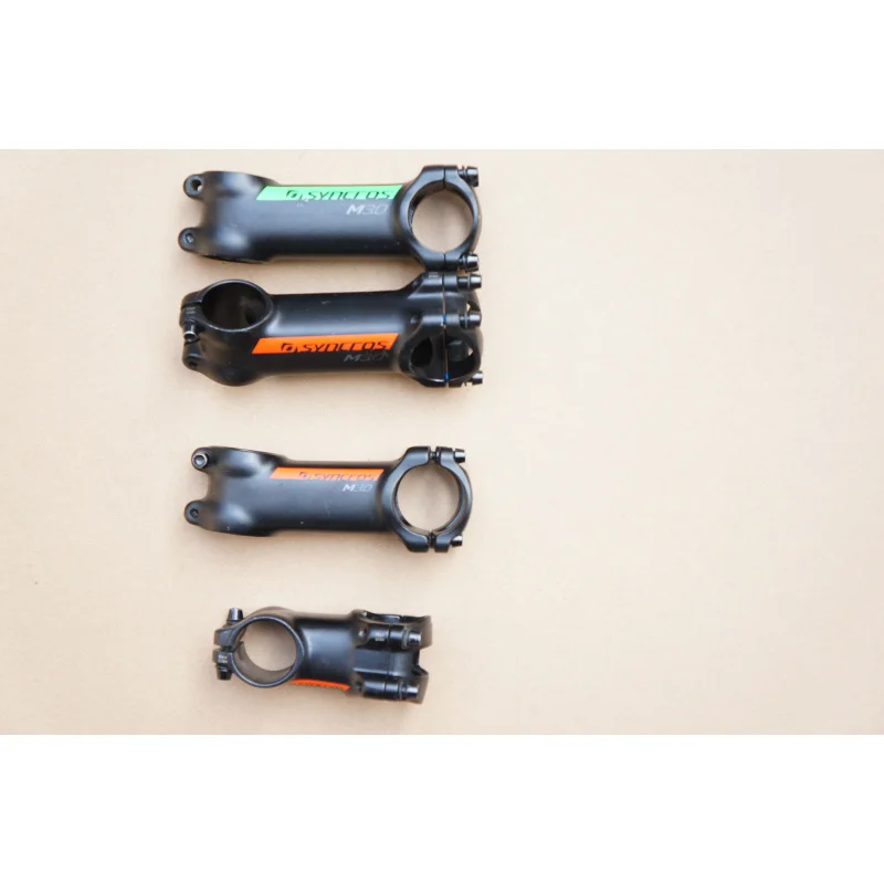 

Applicable to SwitzerlandSCOTTScottsyncros M3.0Mountain Bike31.8*60/90/100MMAluminum Alloy Stem Ultra-Light Model