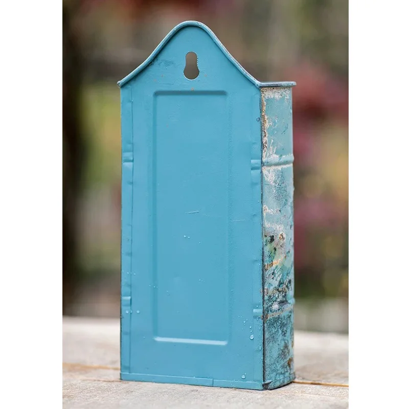 Vintage Metal Watering Can Wall Planter, Blue, 10.2 x 6.7 x 5.3 inches