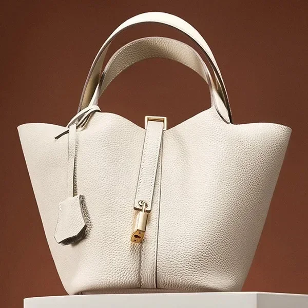 Sac à Main de Luxe et Design à la Mode pour Femme, Sacoche à Bandoulière Colorée, Nouvelle Collection 2024