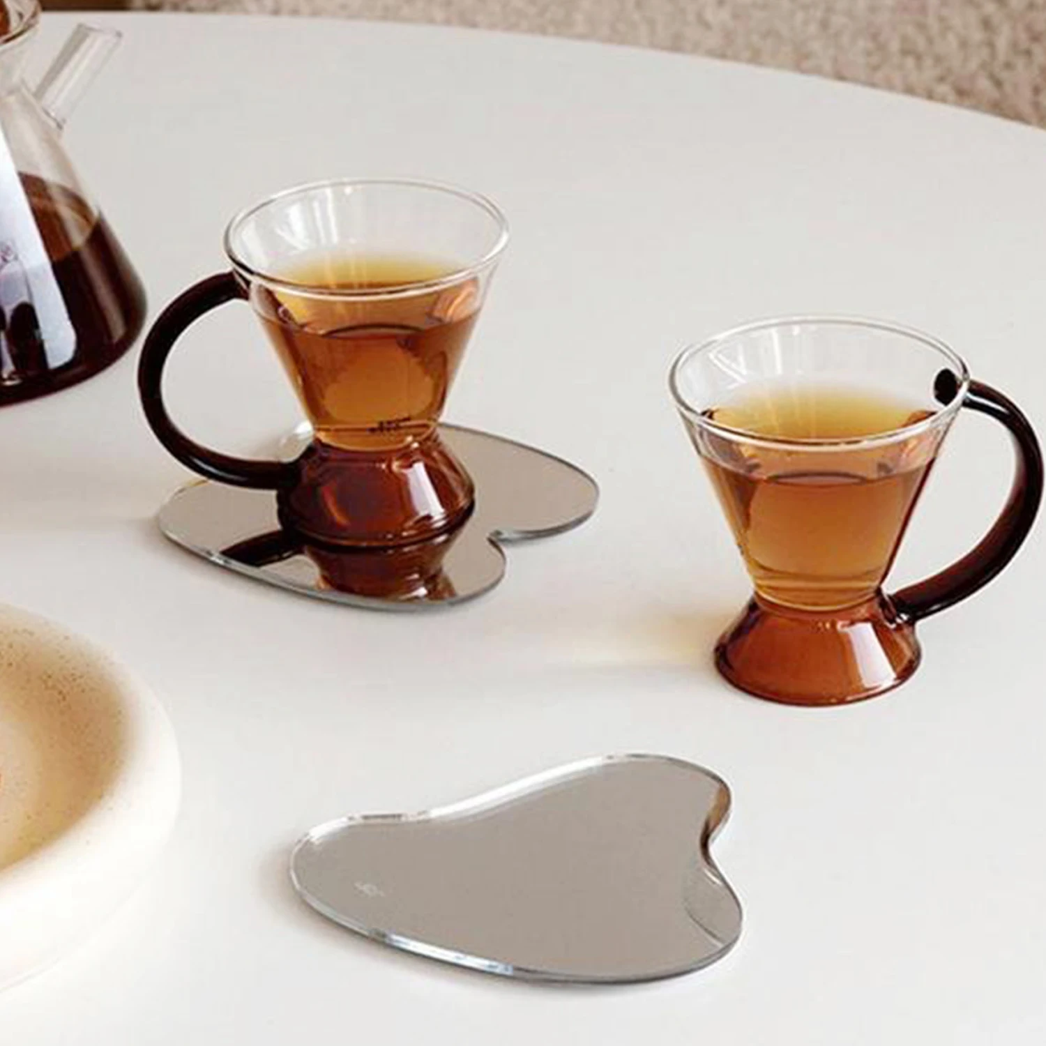 Ins Style Mirror Surface Acrylic Coaster Irregular Cup Pad Dining Table Placemat Cafe Decor Mug Mats Home Decoration