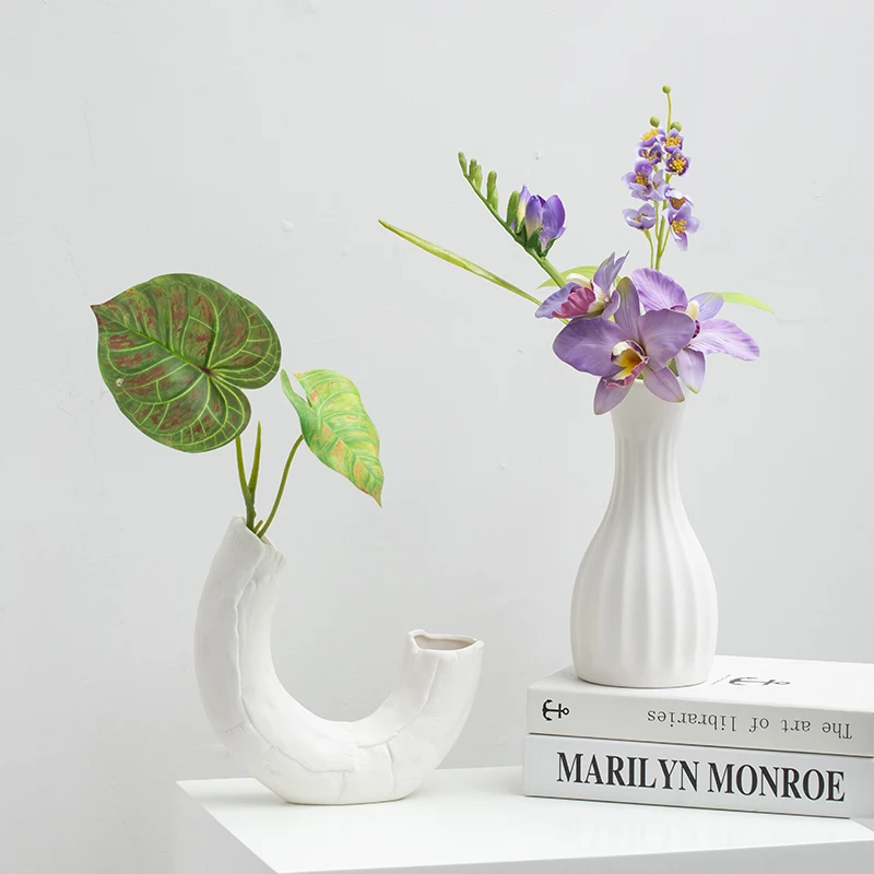 

Ceramic vase - white, Nordic-style creative decorative dried flower arrangement piece