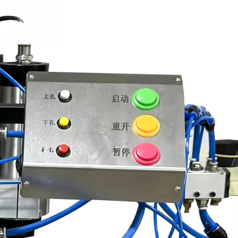 Máquina formadora de cepillos de alta velocidad con cepillo capitoné automático de 2-5 ejes