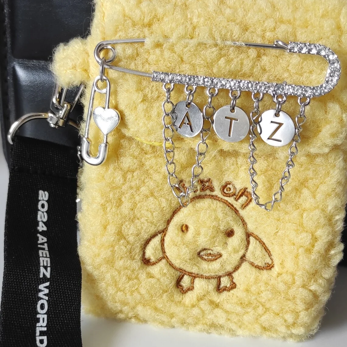 بروش دبوس الأمان K-POP، هدية الغناء المعبود، جماليات y2k الأنيقة