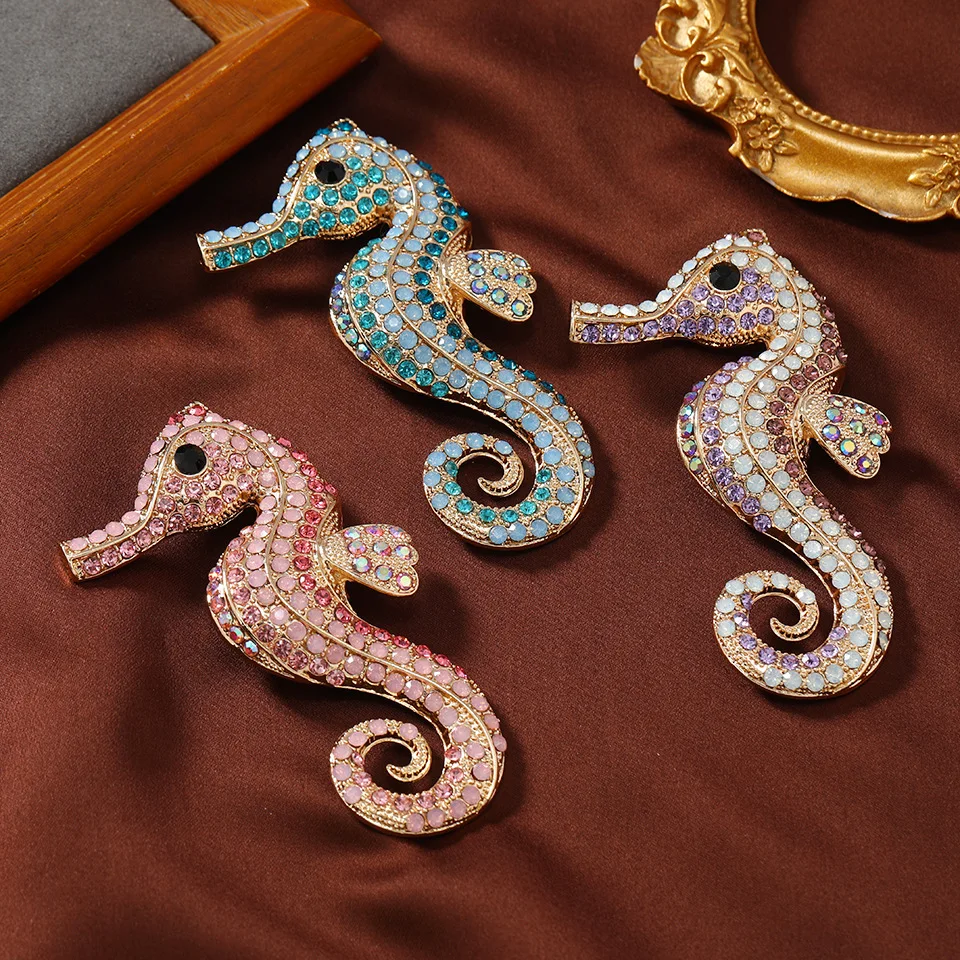 Trendy Cute Rhinestone Sea Horse Brooches For Women Creative Cartoon Hippocampus Animal Brooch Pin Pendant Accessories Jewelry