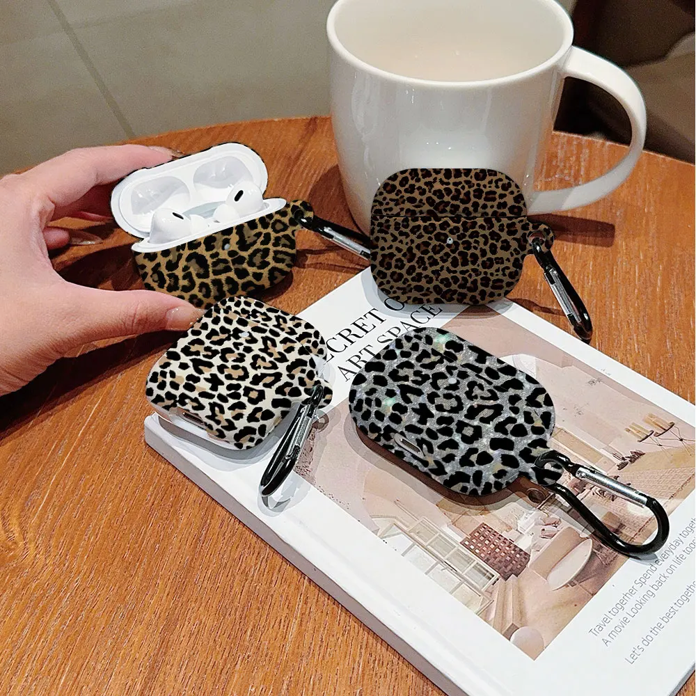 Luxury Leopard Print Shockproof Protective Glossy HD Hard PC Earphone Cover Case For AirPods 1 2 3 4 Pro Pro2 with Metal Hook