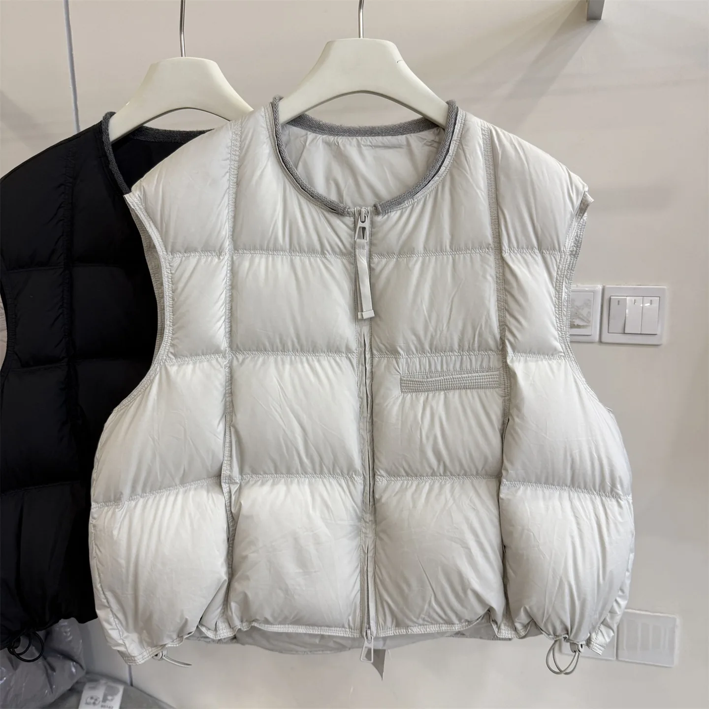 Korean Style Short Women's Vest Loose Fit Autumn Winter New Arrival Casual Fashion Small Size Shoulder Pad Outerwear