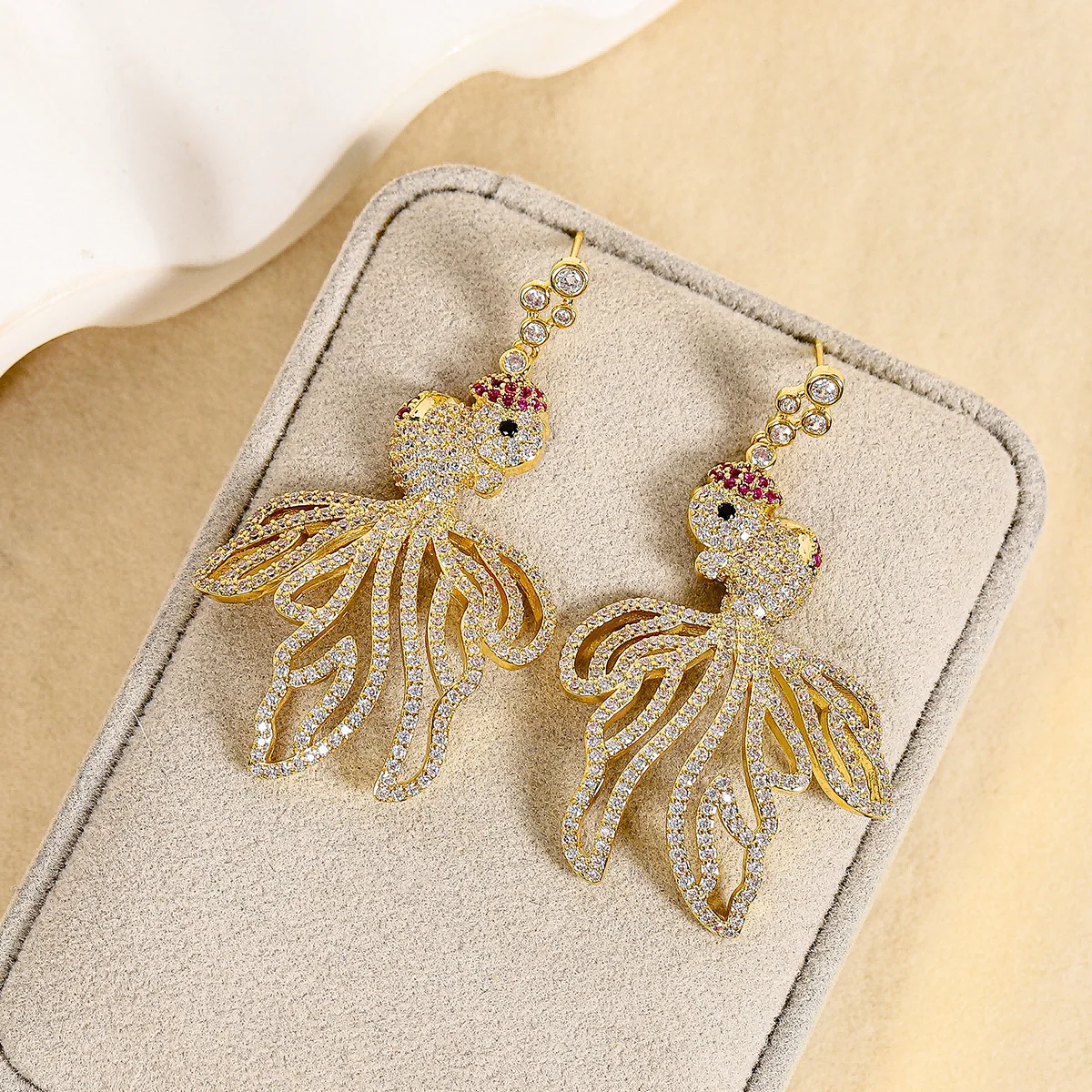 

Exquisite Peacock Design Dangle Earrings for Women Shiny Inlaid Zircon Luxury Elegant All-match Fashion Ear Jewelry