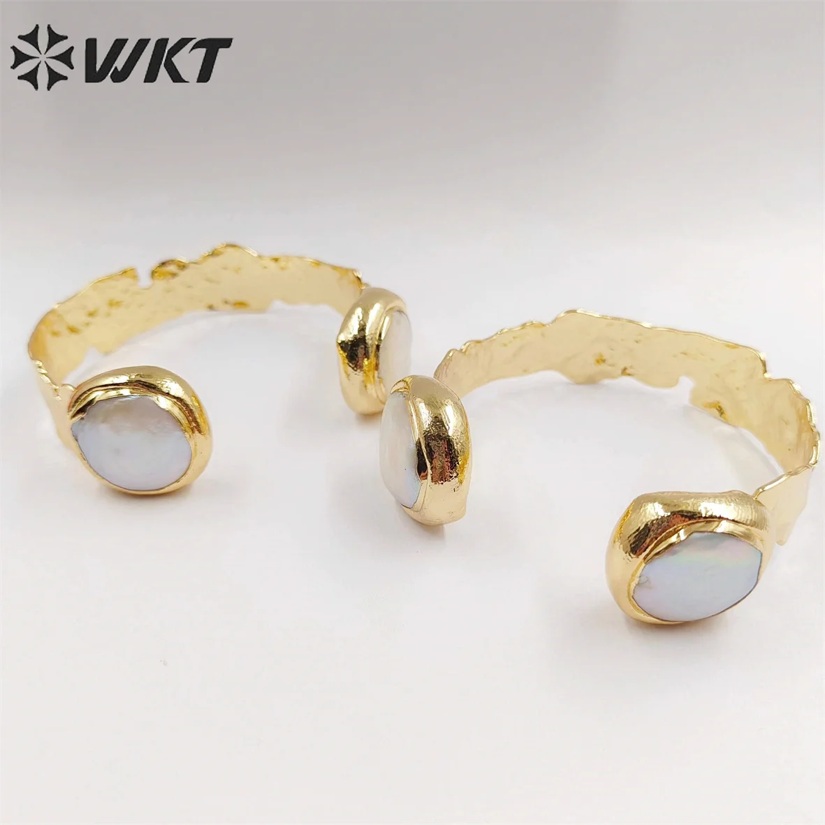 

WT-B434 WKT Vintage women jewelry adjustable double pearl bangle gold metal electroplated on brass resist tarnishable