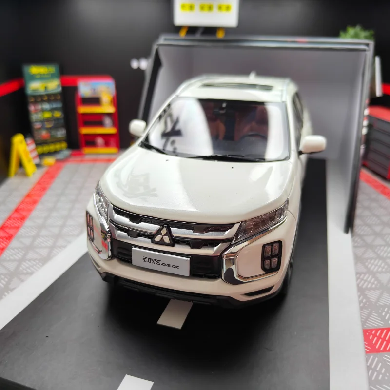Diecast 1:18 Schaal GAC Mitsubishi ASX Originele Volledige Deur Legering Model Auto Collectible Toy Gift Souvenir Display Ornament