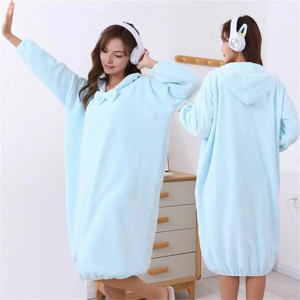 

Loose Fit Hooded Robe Coral Velvet Bathrobe Women’s Coral Fleece Hooded Robe Water Absorbent Plush Bathrobe Breathable