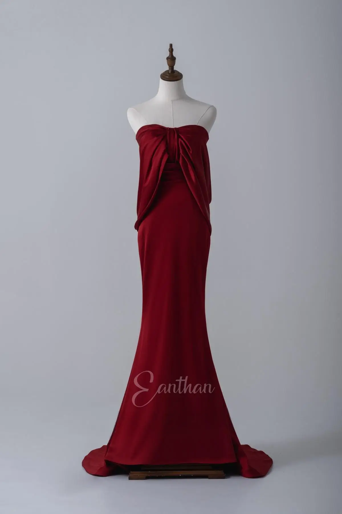 New Burgundy Evening Dresses for Party Vestido Strapless Sleeveless Satin Long Prom Gowns Bow Pleated Sheath Evening Dresses