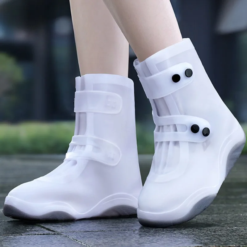 Rainshoes copriscarpe impermeabile da donna copriscarpe antipioggia in Silicone Outwear antiscivolo scarpe antipioggia addensate e resistenti nei