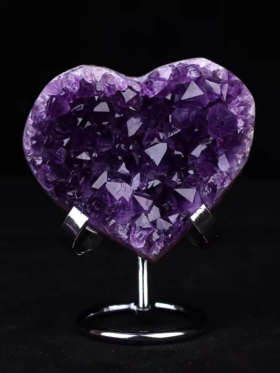 

New natural amethyst love small pendants, Uruguay original mineral crystal, degaussing purification cure crystal pendants