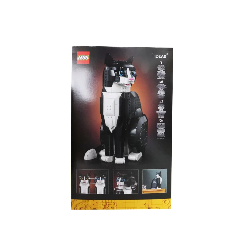 LEGO 21349 Tuxedo Cat