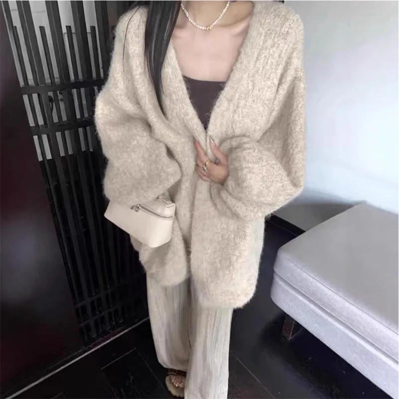 

Soft Waxy Korean Temperament Sweater Jacket Women's Autumn Winter Loose Large Size Foreign Style High-end Knitted Cardigan