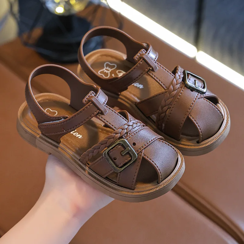 Fashion Girls Shoes 2026 Summer New Kids Sandals Comfort Anti Slip Boy Beach Shoes Retro Versatile Girls Sandals Cheap Wholesale