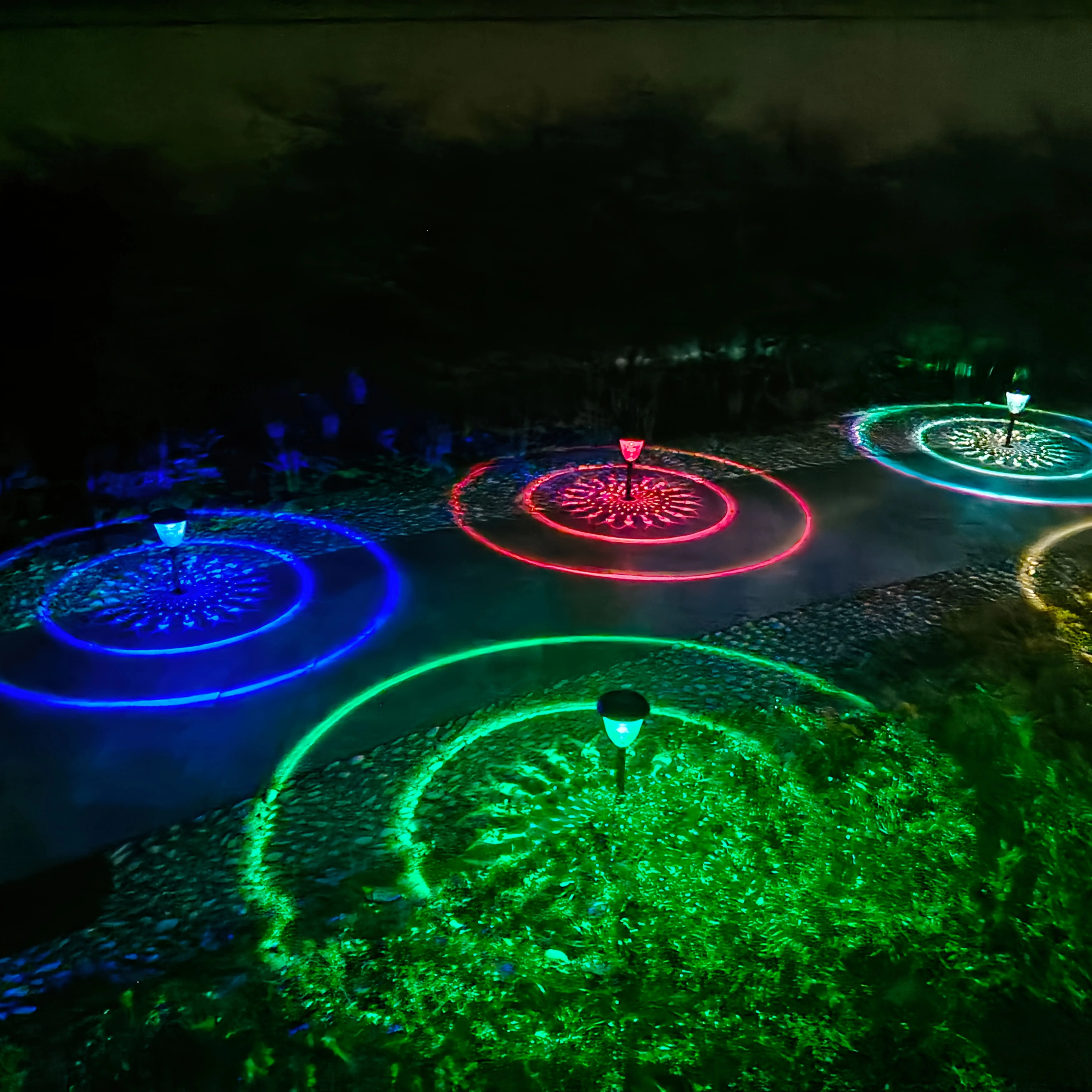 

Solar Pathway Light Waterproof Outdoor Solar Lights Circle Shadow Garden Lamp for Yard Walkway Pathway Backyard Lawn Decoration