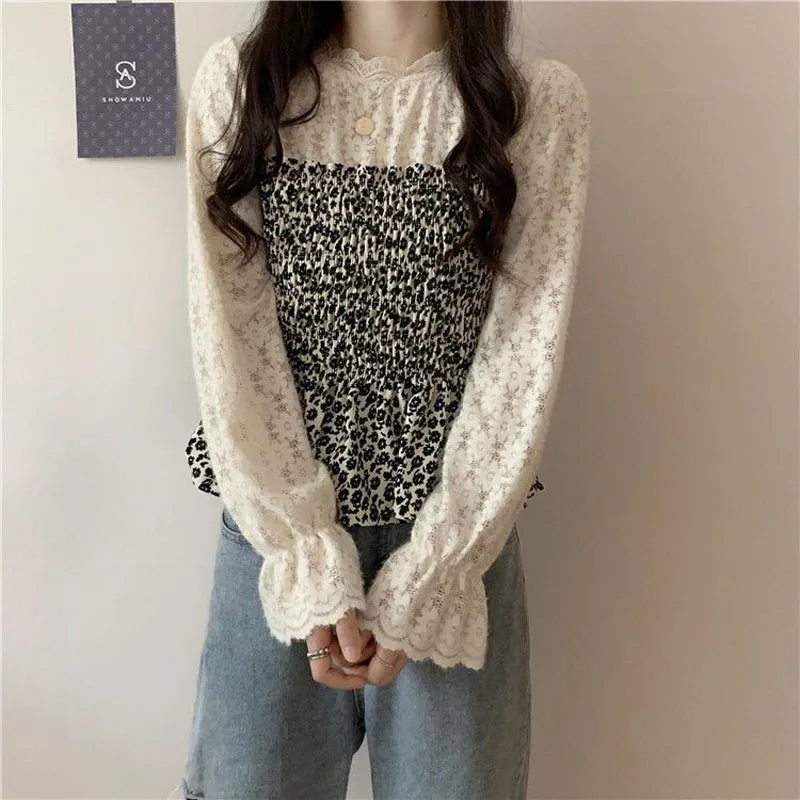 Mori Girl Style O-Neck Lace Print Patchwork Flare Sleeve Women Blouse Hollow Out Folds Pullover French Long Sleeve Inside Top