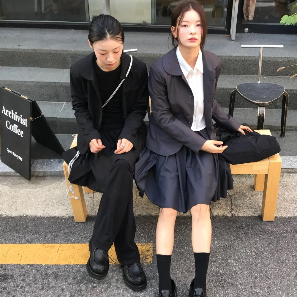 

Women's Suit Jaet Long Sve round Ne Single Button Design Faionable College Sle Autumn Outerwear Commute Ready