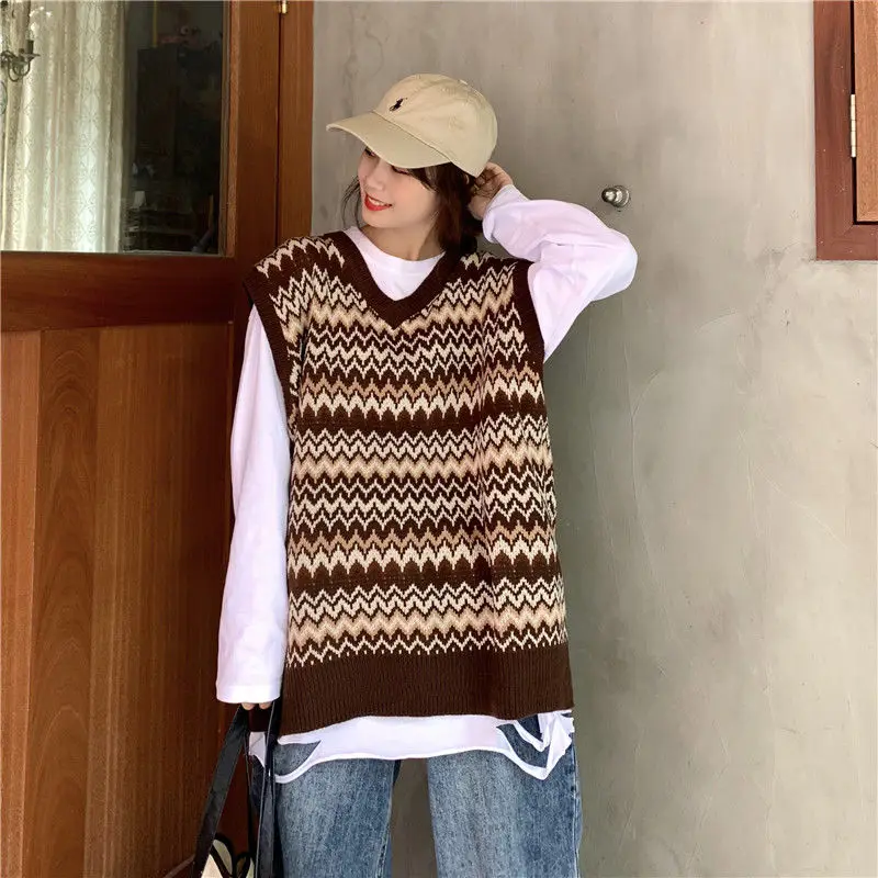 Sweater Vests Women Geometric V-neck All-match Retro Classic Casual Outerwear Stylish Korean Harajuku  Streetwear Chic