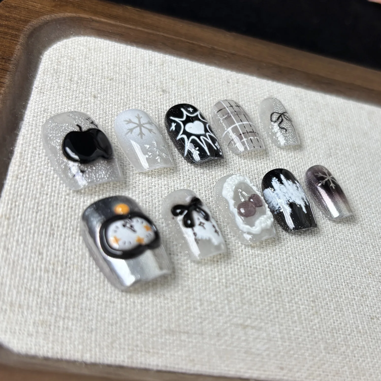 10 個のハンドメイドプレスオンネイルブラックアップルキャッツアイクリスマスネイルチップ女性&女の子用ショートオーバル取り外し可能着用可能なフェイクネイル