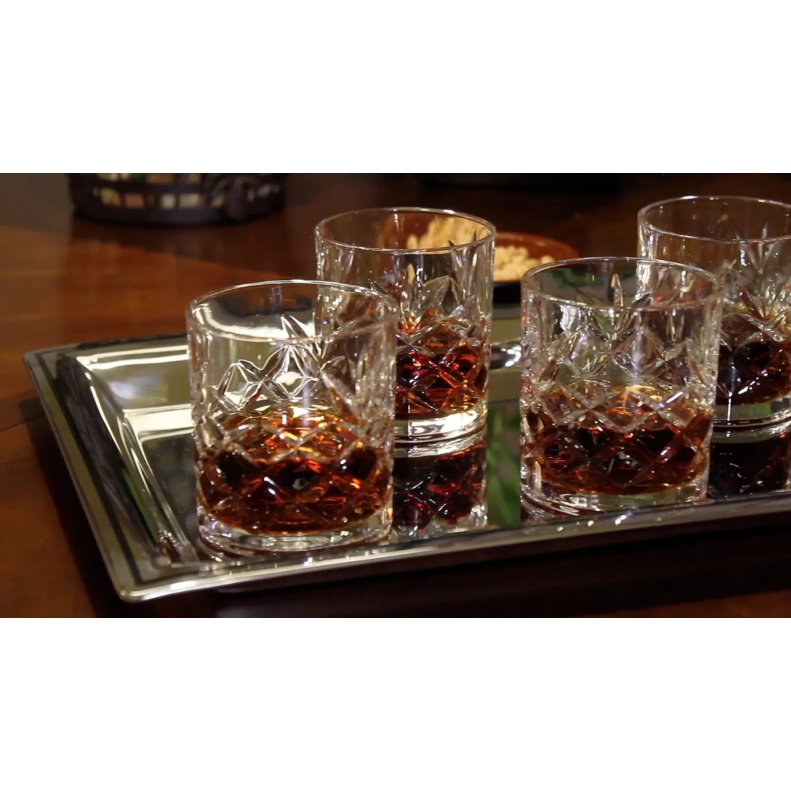 

"Set of 8 Whiskey Glasses, 10.6 oz: Elegant Glassware for Refined Tastes!" United States