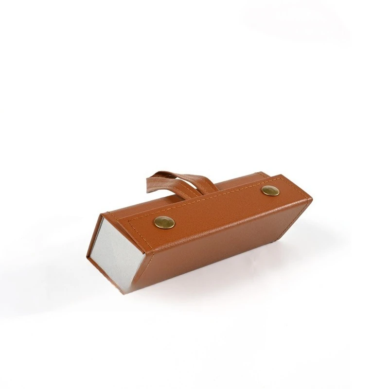 Sunglasses storage, box of portable glasses, sunglasses bag.