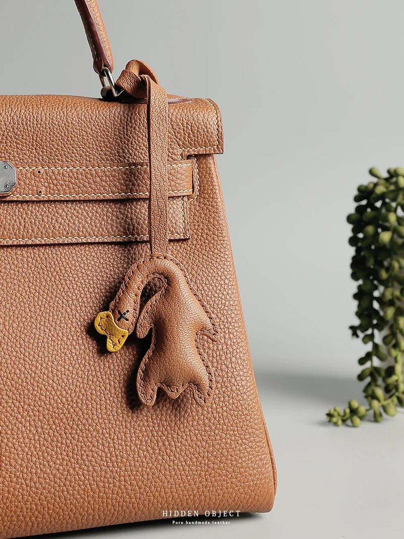 Handmade leather Bag charm Creative roast goose bag pendant leather car keychain pendant DIY material bag Birthday gift