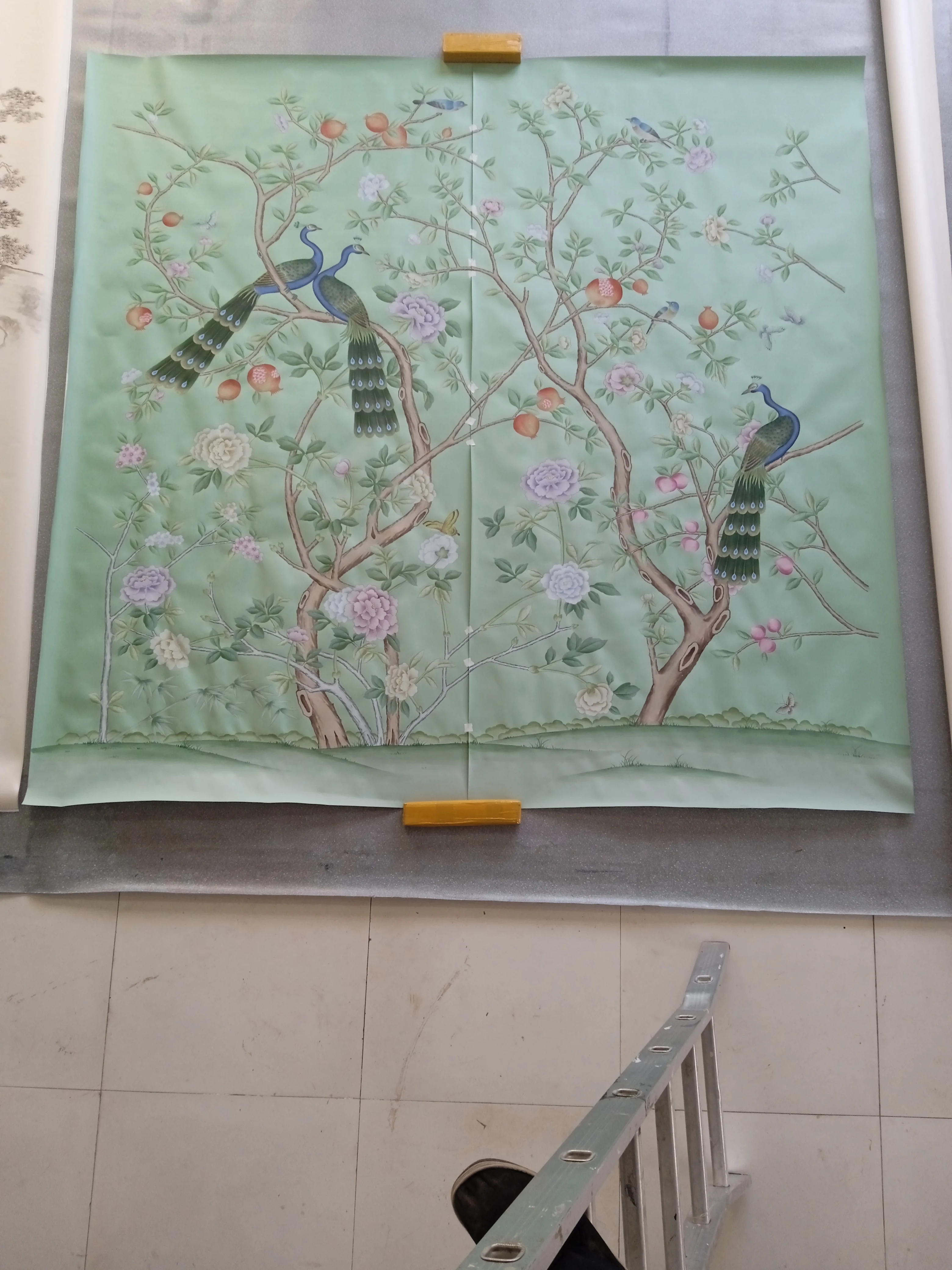 Custom Hand-Made wallpapers silk Hand-Painted  peacocks For Villa/Apartment/Living room/bedroom/diningroom/Sofa/TV wallcovering