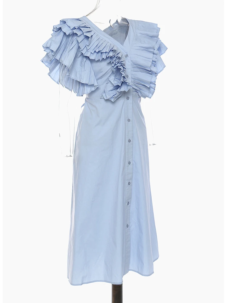 [EAM] Women Blue White Pleated Ruffles Elegant Long Shirt Dress New V-Neck Sleeveless Fashion Tide Spring Summer 2024 1DH5646