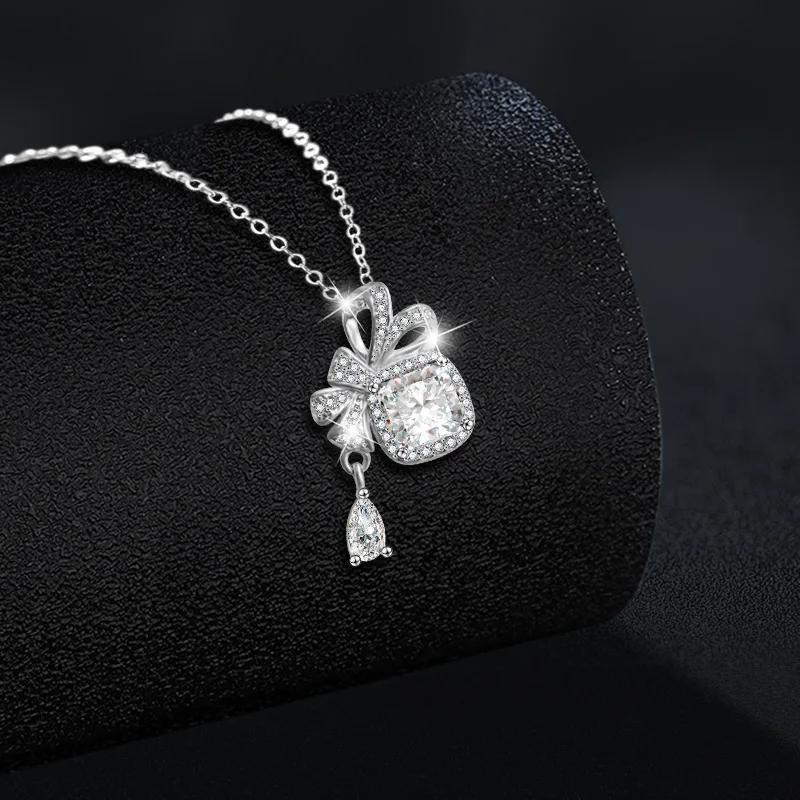 S925 silver moissani diamond pendant, bow, square necklace, women's high-end exaggerated collarbone chain accessory