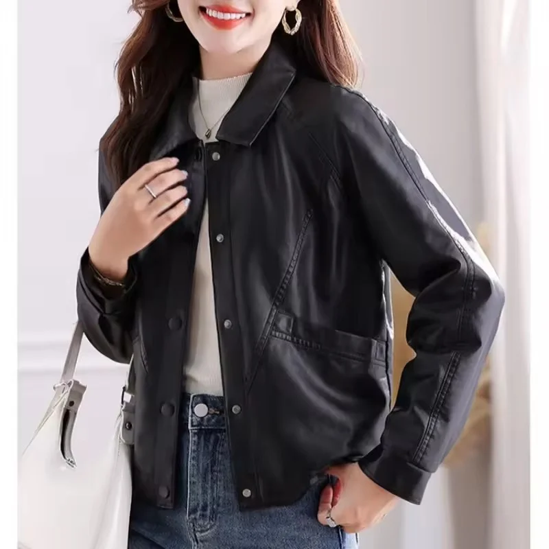 Autunno Inverno Nuovo Nero Breve Imitazione Giacca di Pelle Cappotto Delle Donne di Modo DELL'UNITÀ di elaborazione Giacca di Pelle In Pile di Spessore Magliette E Camicette Tuta Sportiva Femminile