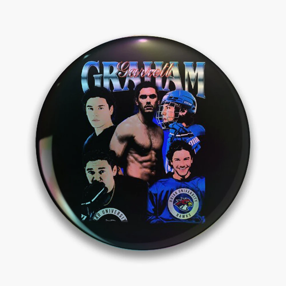 Garrett Graham Off Campus, Off Campus Pin Holographic Star Heart Pin Brooches Laminated Button Fashion Accessory