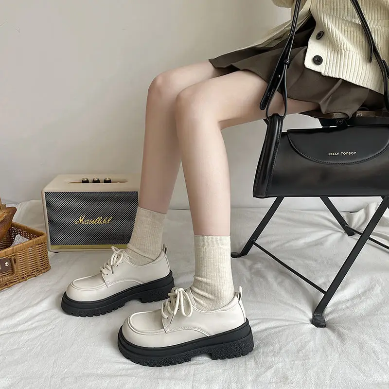 

Women Black Vintage Thick Sole Versatile Casual Shoes 2025 New Style British College Lace Up Little Leather Single Shoes