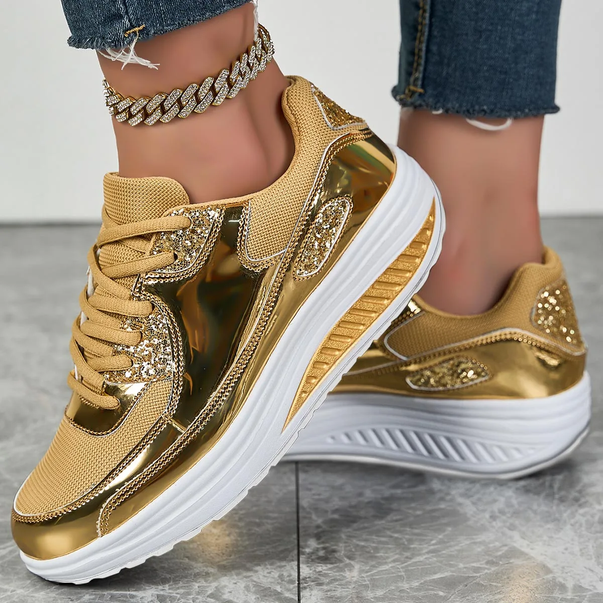 2024 Women's Leather Sneakers Casual Sneakers Lace Up Flats Lightweight Comfortable Black Anti-slip Running Shoes Outdoor Sports