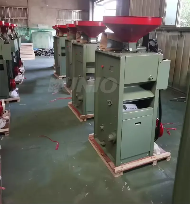Mini Rijstmolen 900 kg per uur 2023 Middelgrote 30tpd 2ton Rijstmolen Maïs- en Rijstfreesmachine