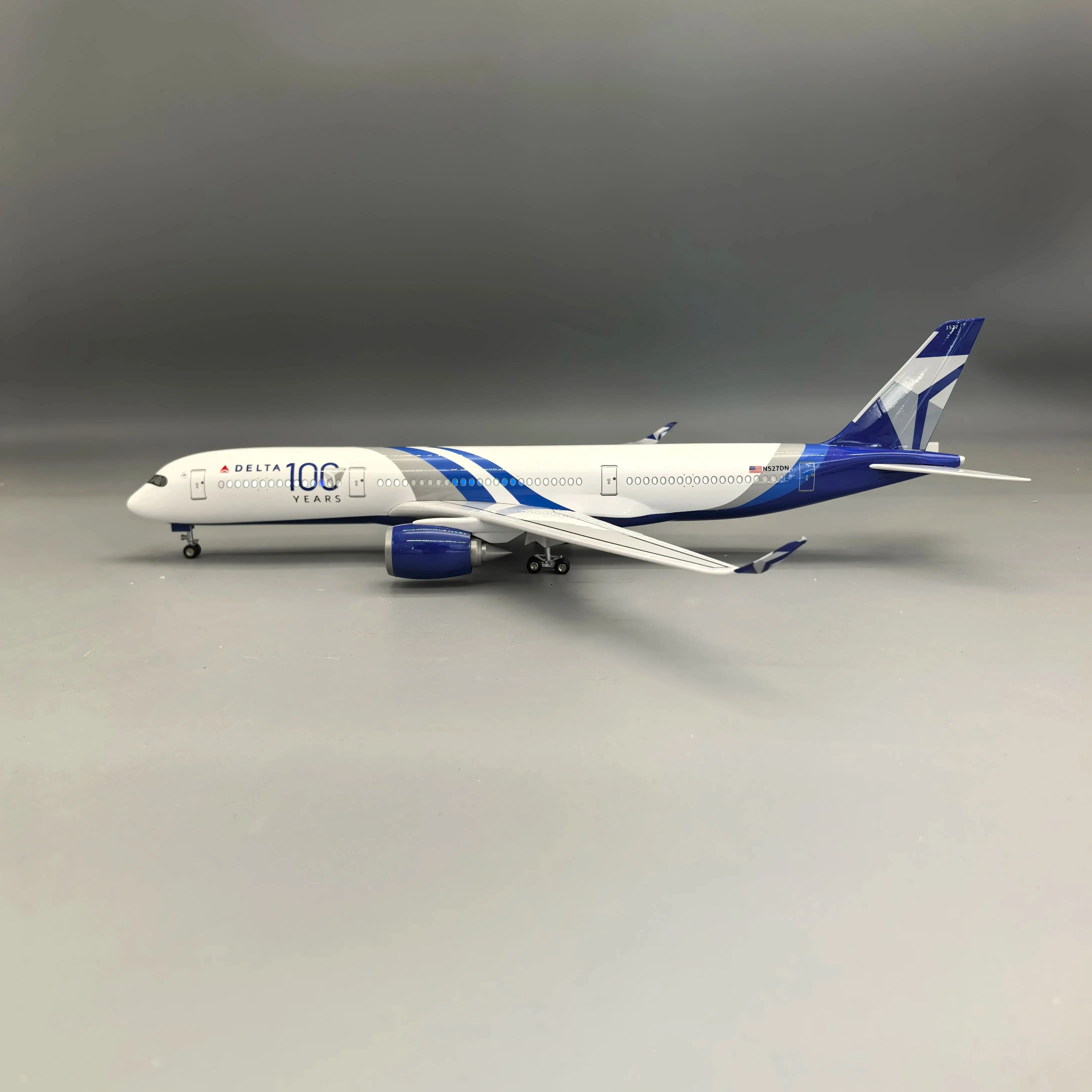 1/142 schaal vliegtuigen Delta A350 Airways Kinderen educatief speelgoed Model met Wielen Gemonteerd Hars Materiaal Gift Ornament