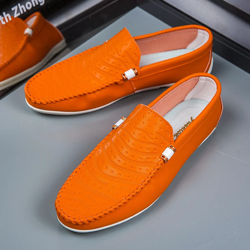 Fashion Men Casual Shoes Yellow Boy Daily Popular Moccasins Shoes New Cool Driver Driving Shoes Men Walking Loafers