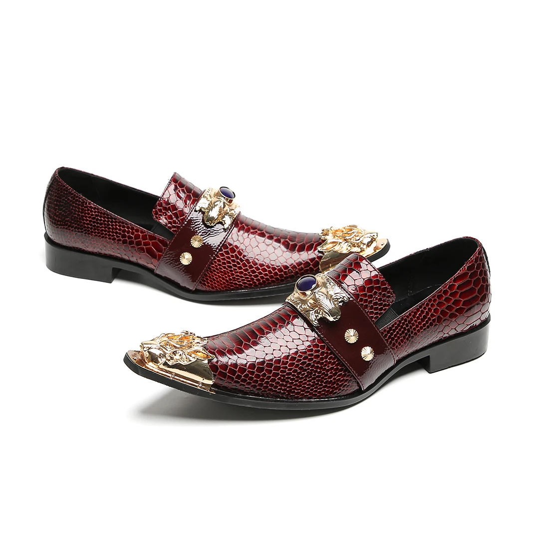 Herrenschuhe aus echtem Leder in Weinrot mit Schlangenmuster, goldener Tiger-Schnalle und violettem Edelstein-Dekor, urbanes Modeschuhwerk für Partys – Detail 6