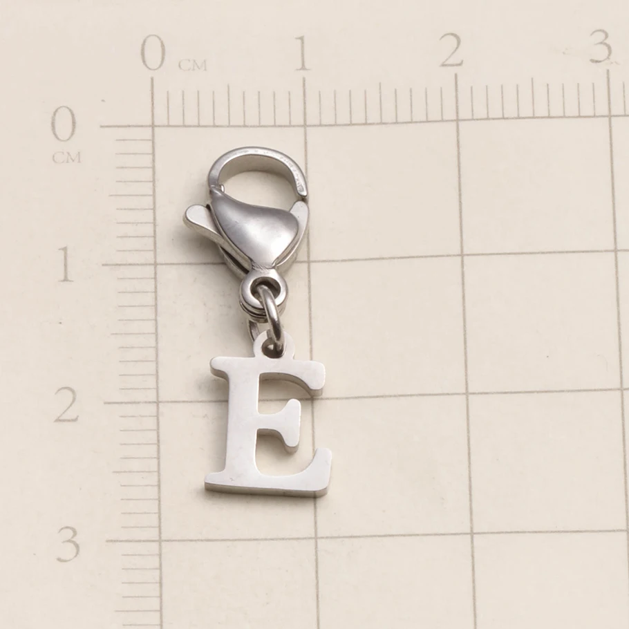 A-Z Alphabet-Schlüsselanhänger mit Karabinerverschluss, Edelstahl-Initialen-Anhänger, Schmuck für DIY-Rucksack, Handtasche, Personalisierte Geschenke – Detail 7