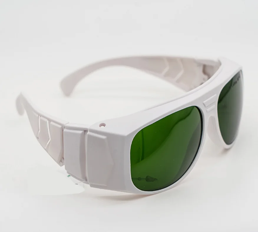 

IPL safety glasses For 200-1400nm O.D 1+ VLT 10% CE