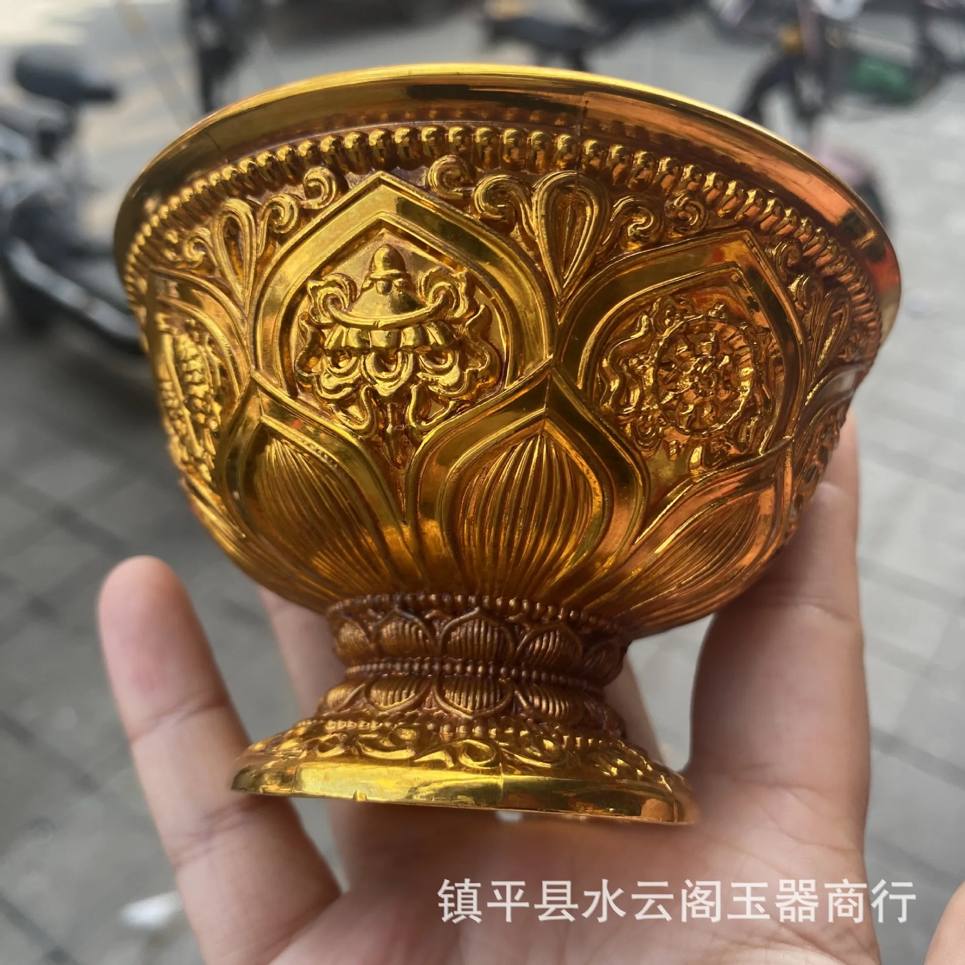 

supply Buddha front holy water cup, Tibetan Buddha worship eight auspicious holy water bowl, lotus flower front