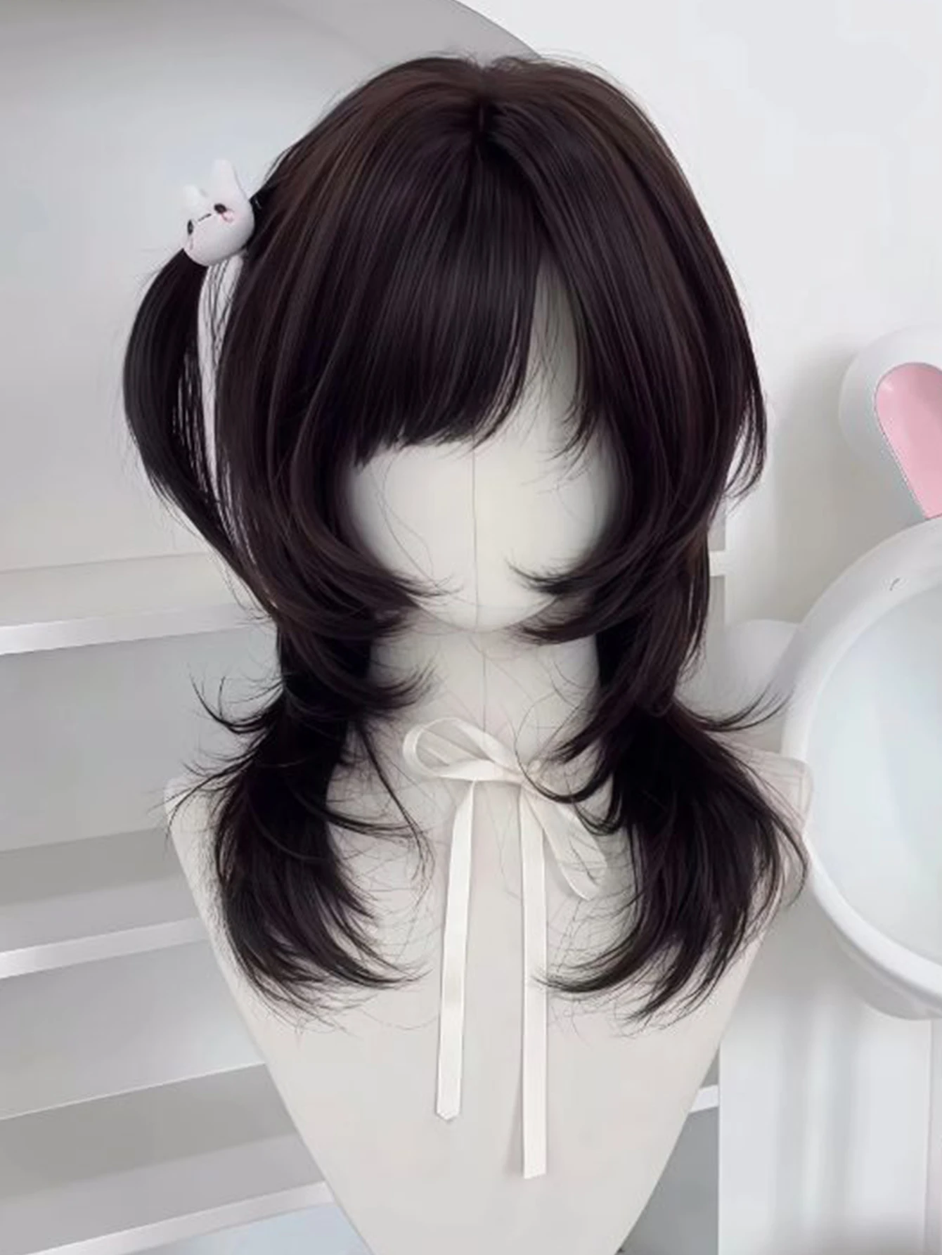 LM Synthetic Brown Wolf Cut Medium Straight Wig Layered Shoulder Length Mullet Wig with Side Bangs for Ladies Daily Styling