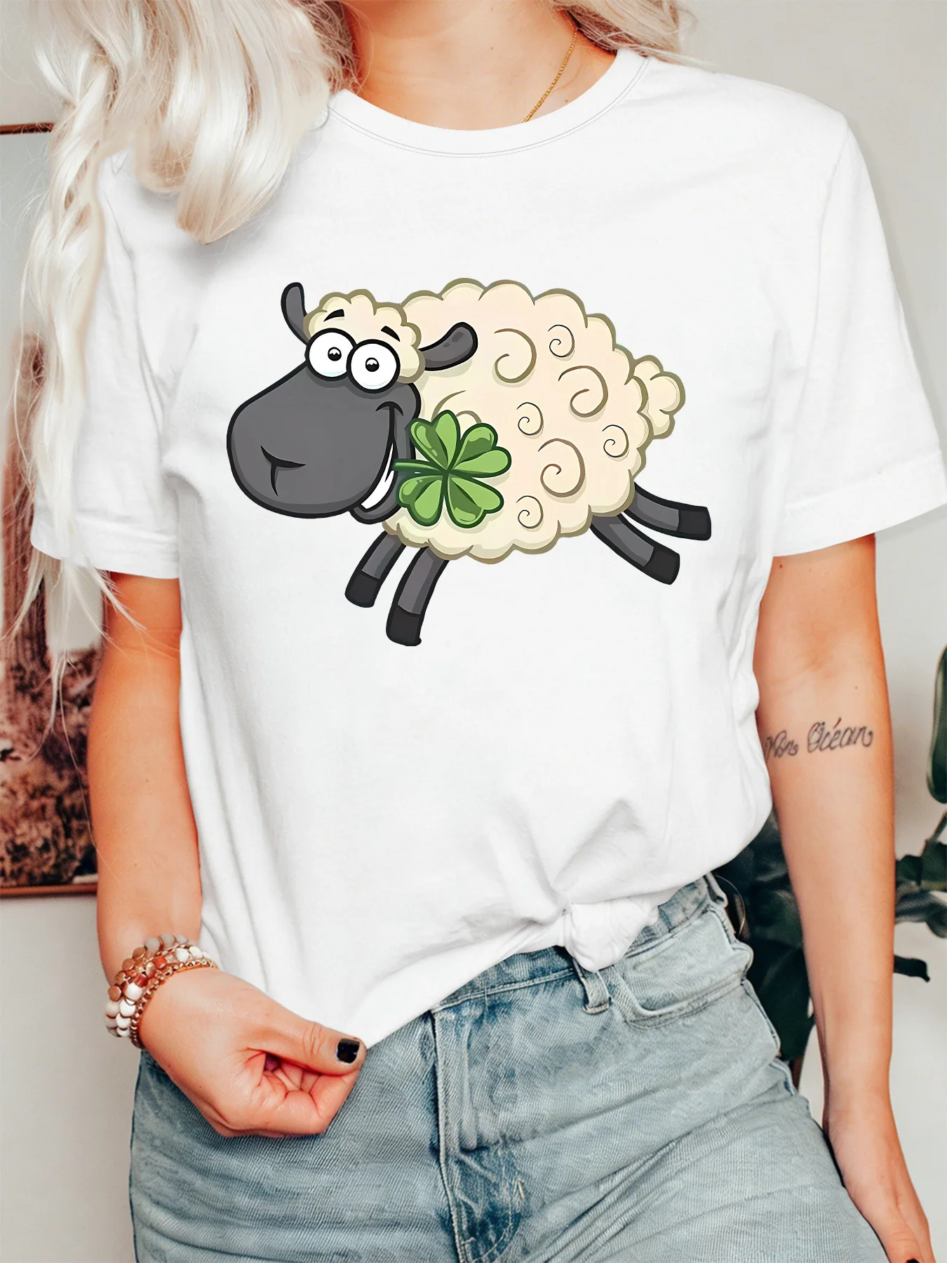 Cute Sheep Four Leaf Clover Womens Crew Neck Short Sleeve T Shirt Lucky Animal Cartoon Holiday Casual Graphic Tees For Ladies