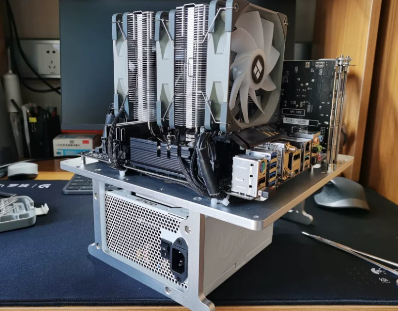 Mini ITX MATX ATX Frame USB 3.0 Water Cooled DIY Outdoor Test Bench PC Chassis
