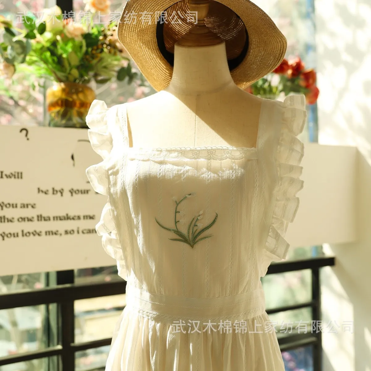 Pure White Bell Orchid Embroidered Apron, Lotus Leaf Ruffled Fresh Princess Style Apron, Baked Kitchen Apron,French Retro Aprons