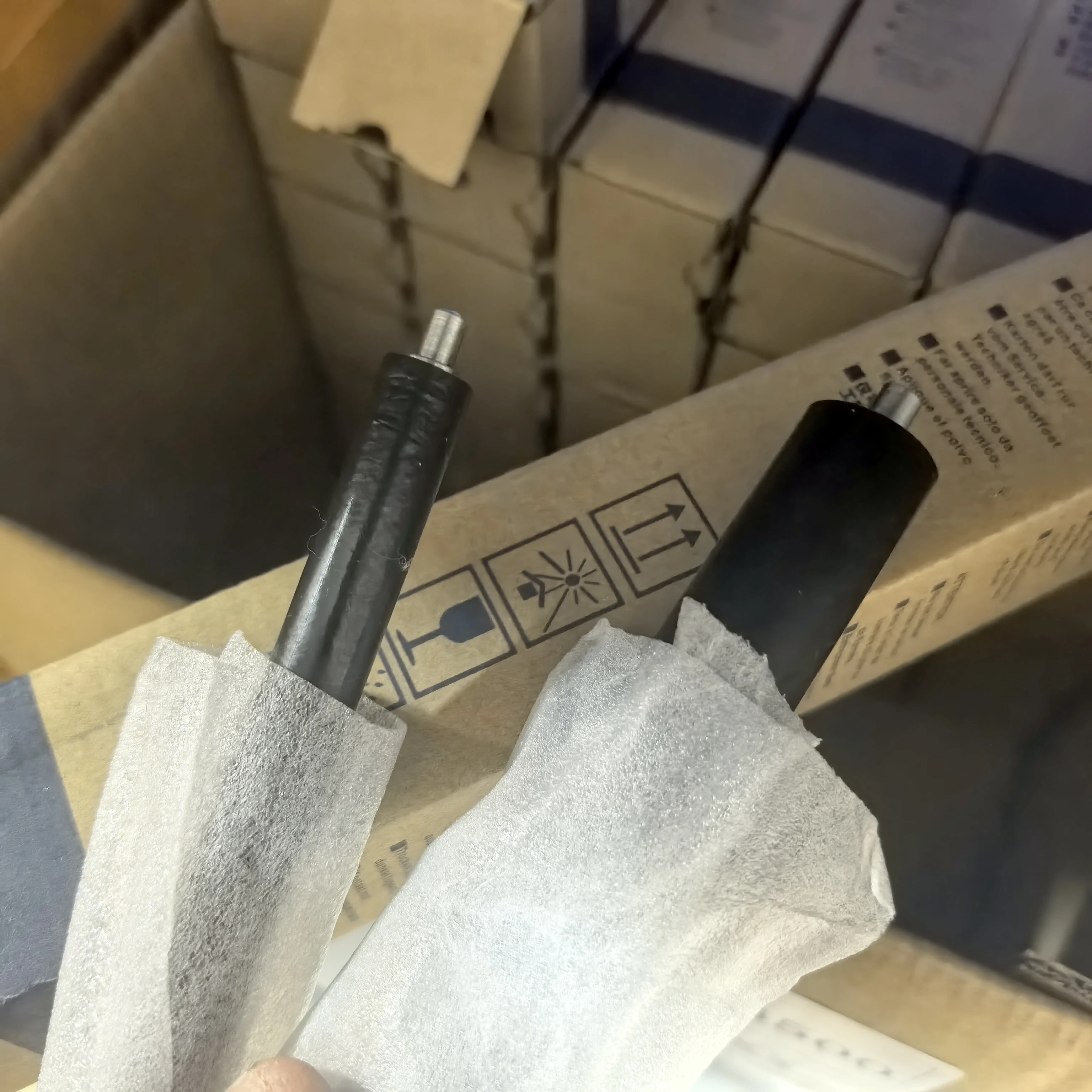 

JC66-01663A JC66-01664A Fuser Pressure Roller for Samsung ML3310 3312 3320 3375 3710 3712 4070 Transfer Roller JC66-01079A